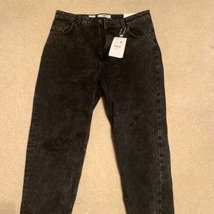 Black Bershka mom jeans